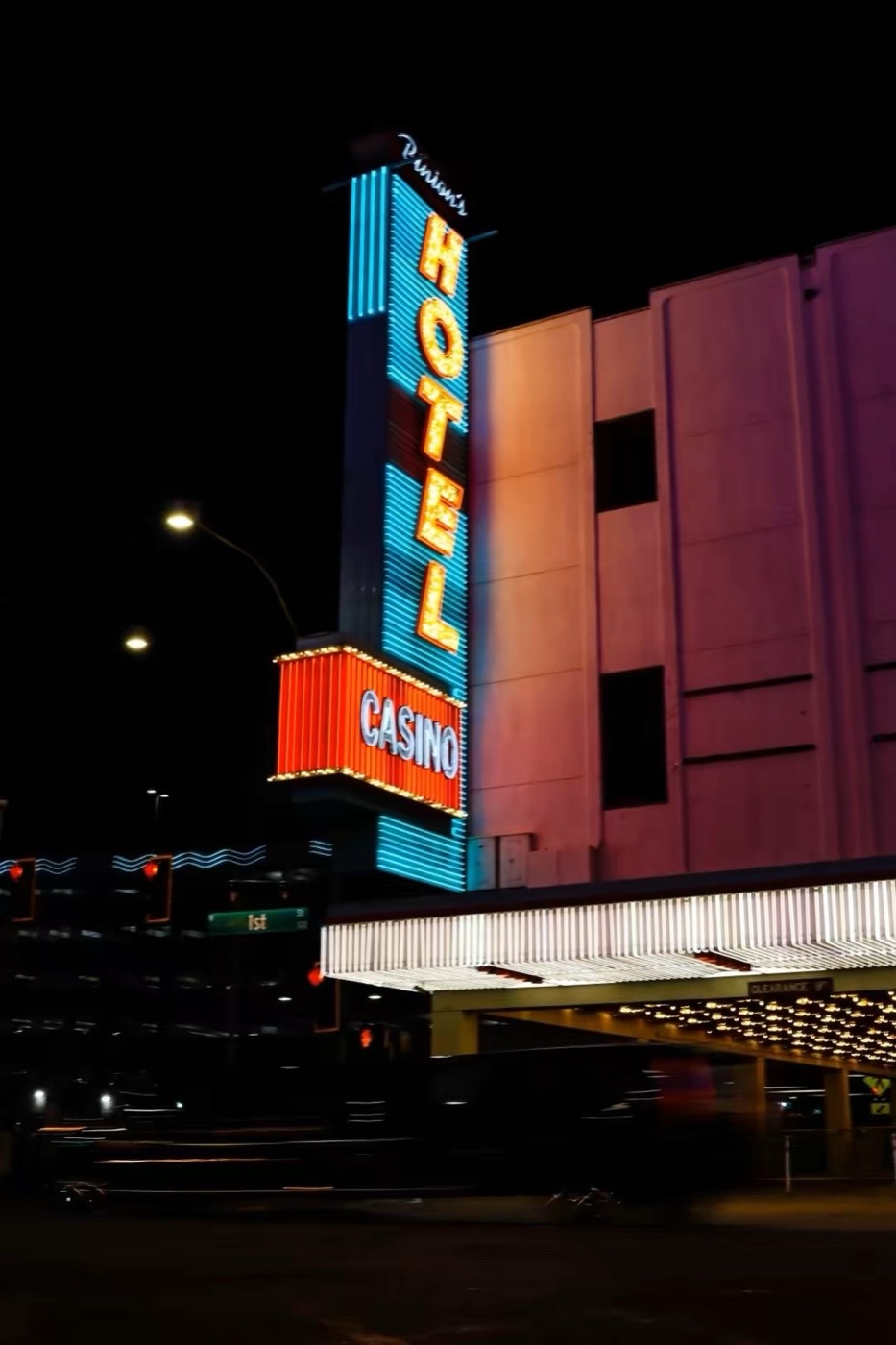 Las Vegas street photography at night