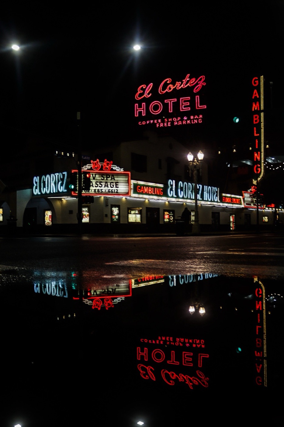 Las Vegas street photography at night