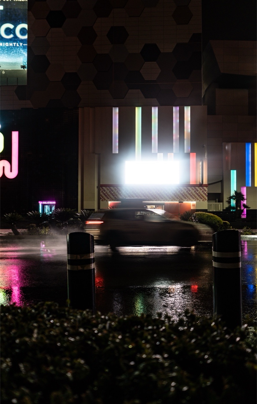 Las Vegas street photography at night